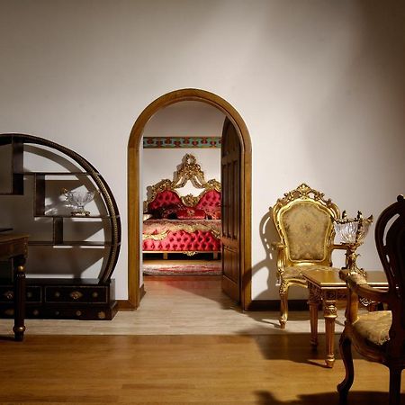 Cesme Kanuni Kervansaray Historical Hotel Exteriör bild