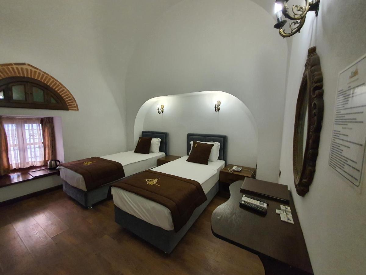 Cesme Kanuni Kervansaray Historical Hotel Exteriör bild
