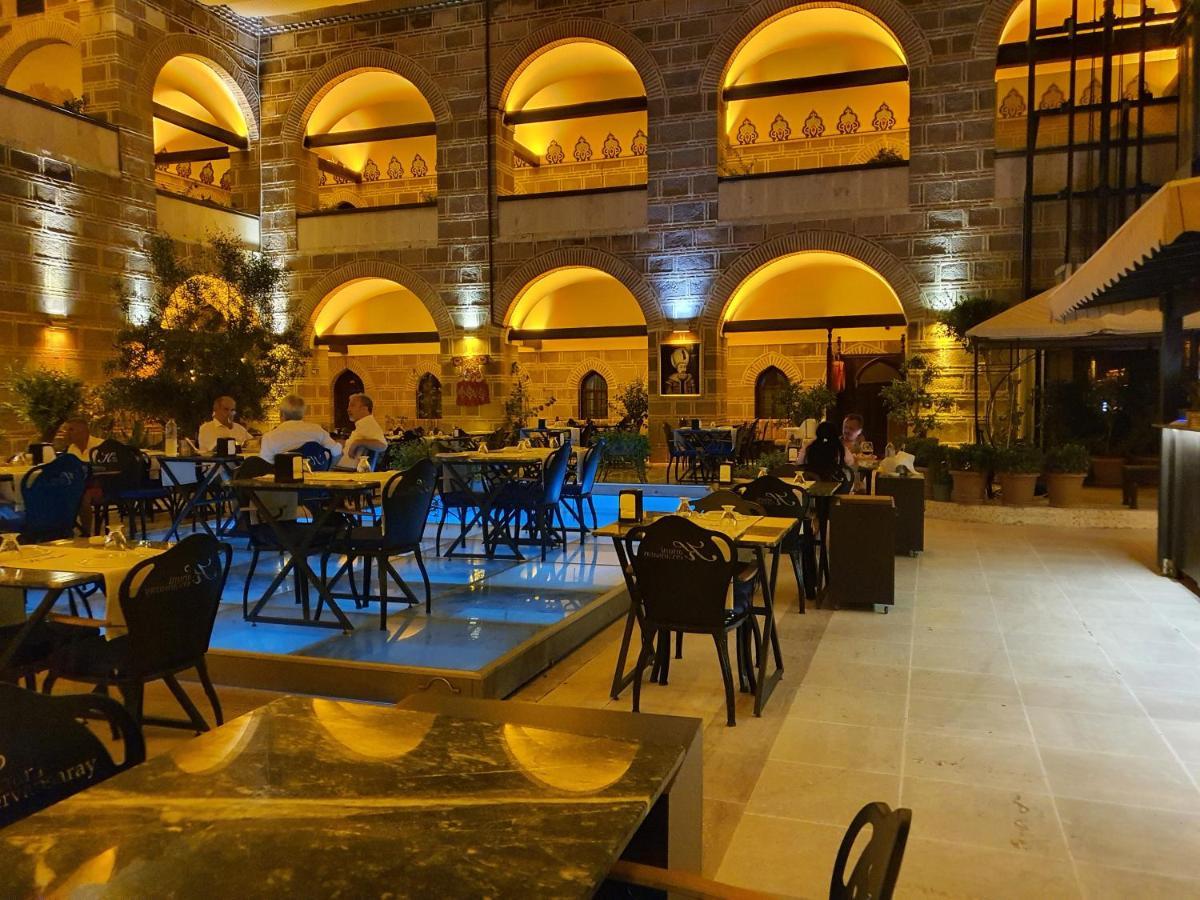 Cesme Kanuni Kervansaray Historical Hotel Exteriör bild
